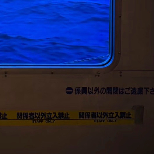 请给我一寸海的深蓝｜他角色头像